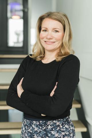 mr. Vanessa de Kruijf-Stellaard