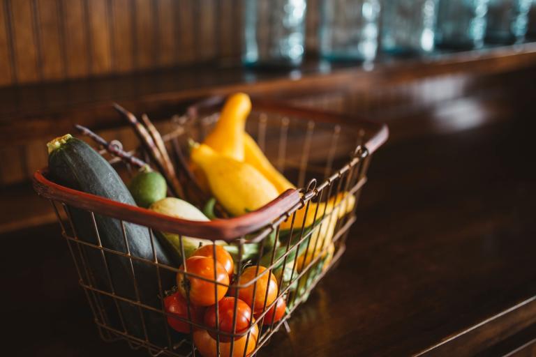 Gemeente vordert terecht teveel betaalde bijstand terug na gratis boodschappen