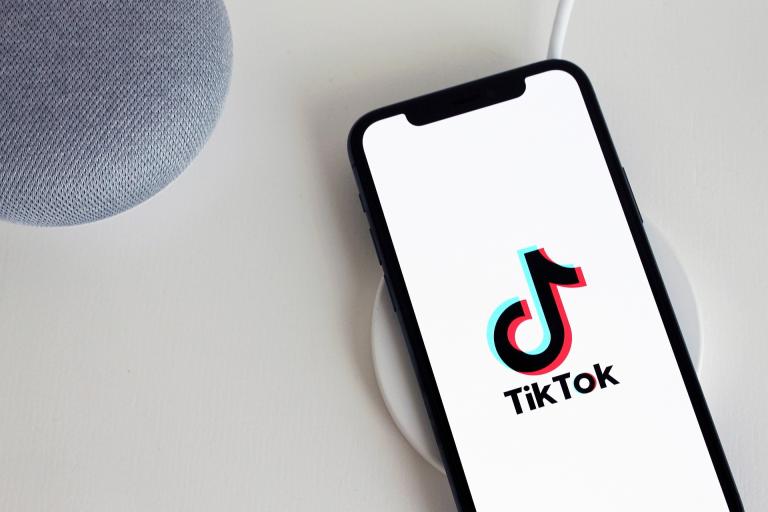 Boete voor TikTok wegens onvoldoende transparantie naar kinderen over privacy