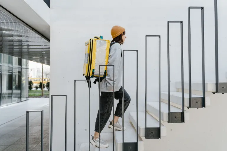 Nieuws | Nieuwe regels dwingen Uber Eats tot verandering