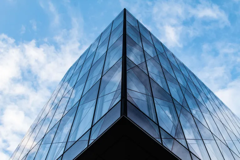 Nieuws | Raad van State verduidelijkt verhouding tussen beginselplicht tot handhaving ABRvS verduidelijkt verhouding tussen beginselplicht tot handhaving en evenredigheidsbeginsel