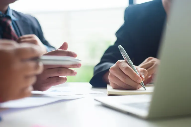 Nieuws | Wat betekent afschaffen Ontslagcommissie