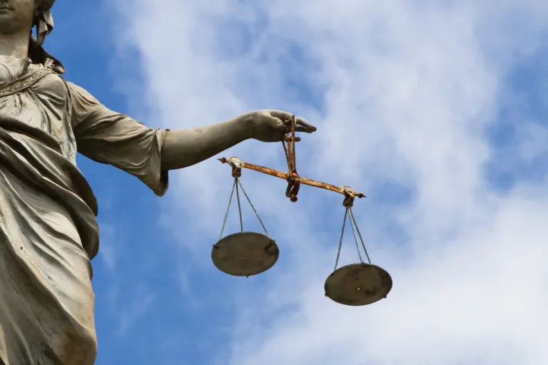 Nieuws | Gedeeltelijke opheffing van het toetsingsverbod?